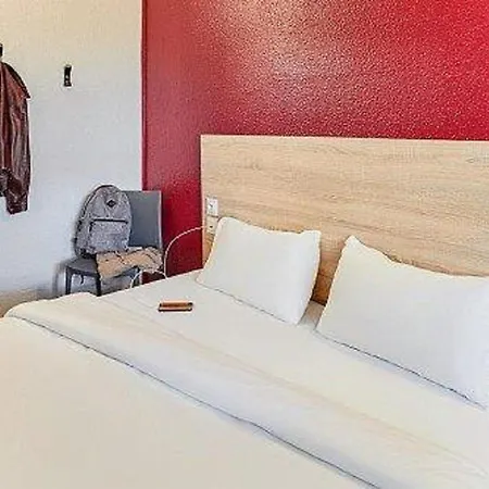 Hotel Hotelf1 Montpellier Sud *