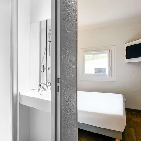 Hotel Hotelf1 Montpellier Sud *